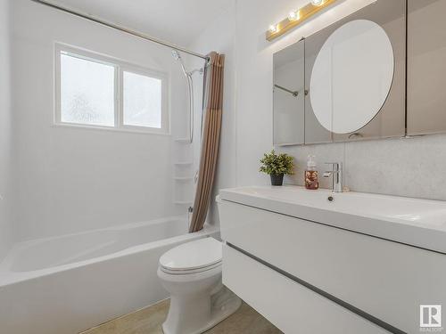 13008 133 Street, Edmonton, AB - Indoor Photo Showing Bathroom