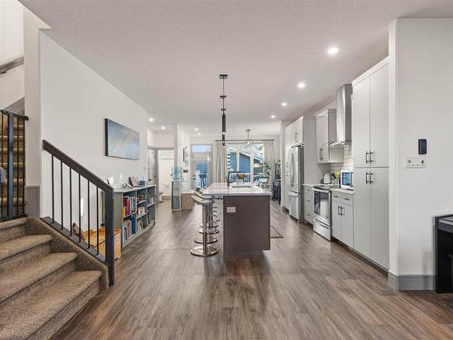 10518 45 Street, Edmonton, AB - Indoor