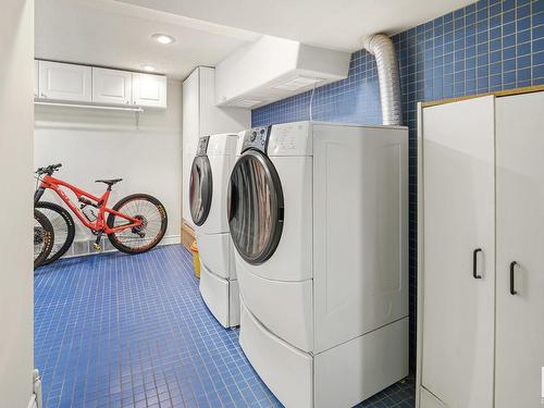 7326 111 Avenue, Edmonton, AB - Indoor Photo Showing Laundry Room