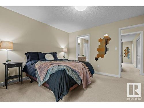 55 655 Watt Boulevard, Edmonton, AB - Indoor Photo Showing Bedroom