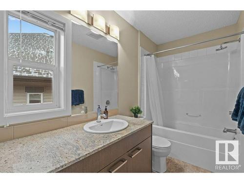 55 655 Watt Boulevard, Edmonton, AB - Indoor Photo Showing Bathroom