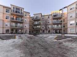 #124 9730 174 ST NW  Edmonton, AB T5T 6J4