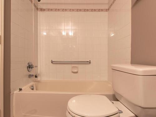 124 9730 174 Street, Edmonton, AB - Indoor Photo Showing Bathroom