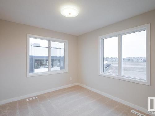 32 16231 19 Avenue, Edmonton, AB - Indoor Photo Showing Other Room