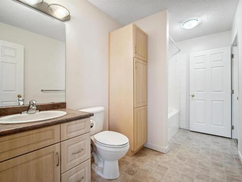 12 4527 55 Avenue, Tofield, AB - Indoor Photo Showing Bathroom