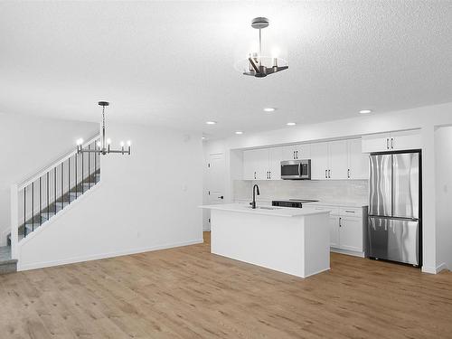 17 905 172 Street, Edmonton, AB - Indoor Photo Showing Kitchen With Upgraded Kitchen