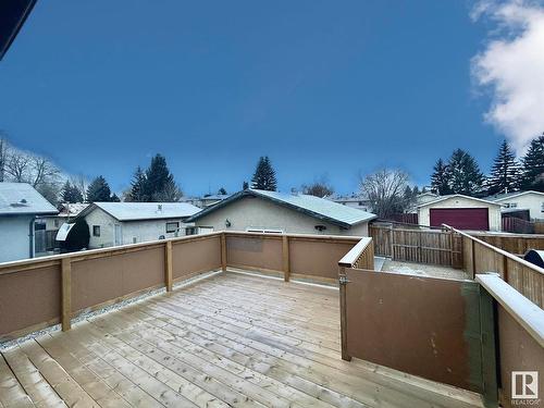 1569 Lakewood W, Edmonton, AB 