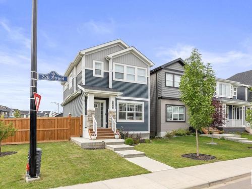 8104 226 St Nw, Edmonton, AB 