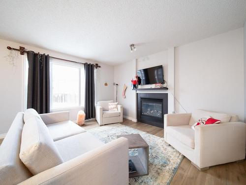 20740 96 Avenue, Edmonton, AB - Indoor Photo Showing Living Room With Fireplace