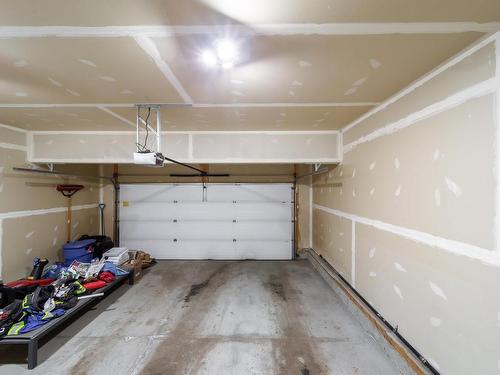 20740 96 Avenue, Edmonton, AB - Indoor Photo Showing Garage