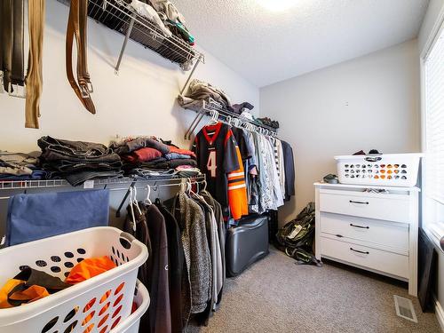 20740 96 Avenue, Edmonton, AB - Indoor With Storage