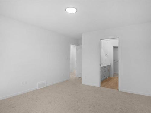 18 905 172 Street, Edmonton, AB - Indoor Photo Showing Other Room