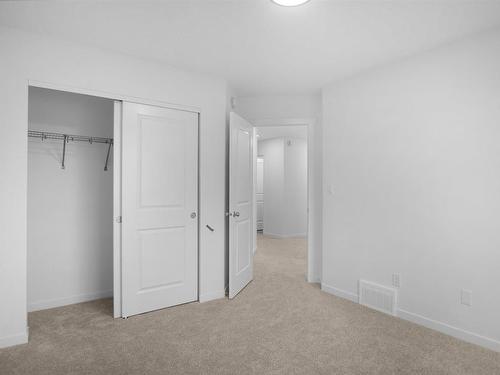 18 905 172 Street, Edmonton, AB - Indoor Photo Showing Other Room