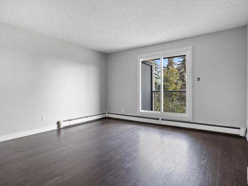 212 600 Kirkness Road, Edmonton, AB - Indoor Photo Showing Other Room