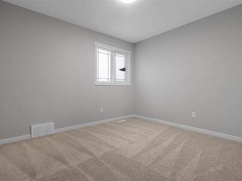 1652 13 Street, Edmonton, AB - Indoor Photo Showing Other Room