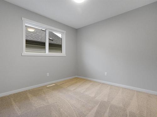 1652 13 Street, Edmonton, AB - Indoor Photo Showing Other Room