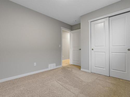 1652 13 Street, Edmonton, AB - Indoor Photo Showing Other Room