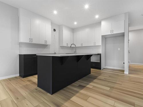 1652 13 Street, Edmonton, AB - Indoor Photo Showing Kitchen