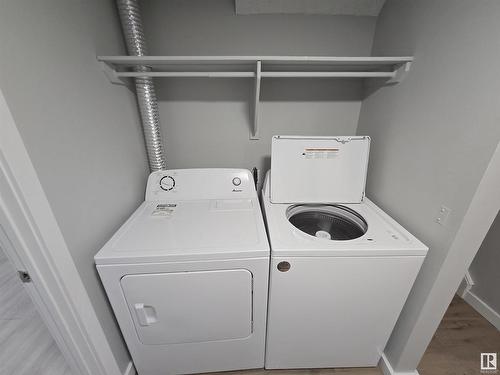 4529 50 Avenue, Cold Lake, AB - Indoor Photo Showing Laundry Room