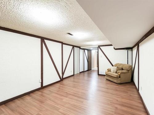 6730 36A Avenue, Edmonton, AB - Indoor Photo Showing Other Room