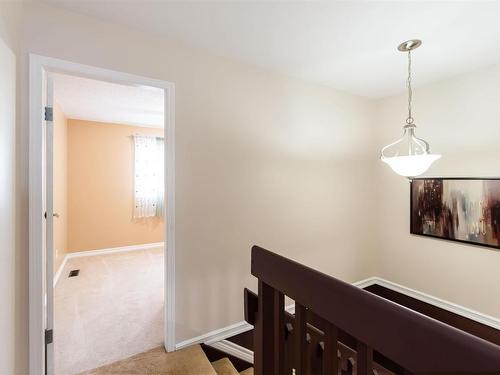 6730 36A Avenue, Edmonton, AB - Indoor Photo Showing Other Room