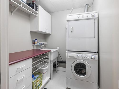 9441 101 Street, Edmonton, AB - Indoor Photo Showing Laundry Room