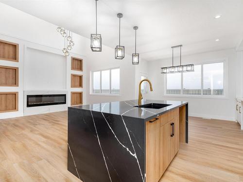 76 Edgefield Way, St. Albert, AB - Indoor Photo Showing Kitchen With Upgraded Kitchen