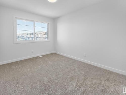 3121 Erlanger Way, Edmonton, AB - Indoor Photo Showing Other Room