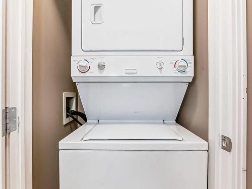 202 10528 77 Avenue, Edmonton, AB - Indoor Photo Showing Laundry Room