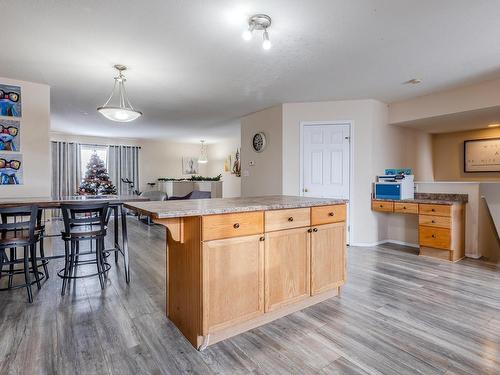 4713 49 Avenue, Legal, AB - Indoor Photo Showing Kitchen