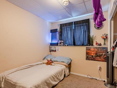 4713 49 Avenue, Legal, AB - Indoor Photo Showing Bedroom