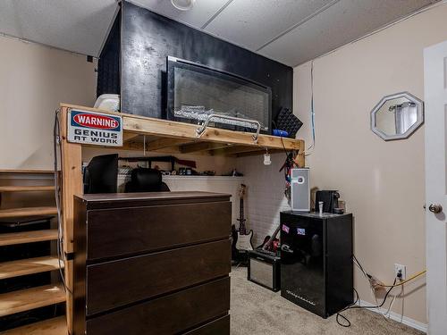 4713 49 Avenue, Legal, AB - Indoor Photo Showing Other Room