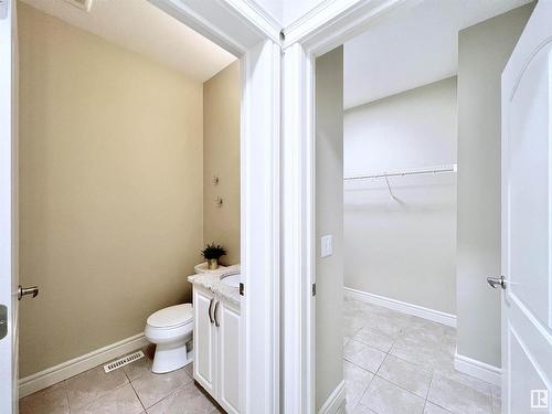 16607 18 Avenue, Edmonton, AB - Indoor Photo Showing Bathroom