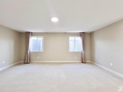 16607 18 Avenue, Edmonton, AB - Indoor Photo Showing Other Room