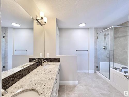 16607 18 Avenue, Edmonton, AB - Indoor Photo Showing Bathroom