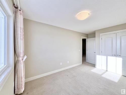 16607 18 Avenue, Edmonton, AB - Indoor Photo Showing Other Room