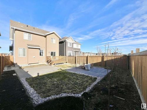 16607 18 Avenue, Edmonton, AB - Outdoor