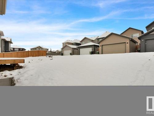 1109 Gyrfalcon Crescent, Edmonton, AB - Outdoor