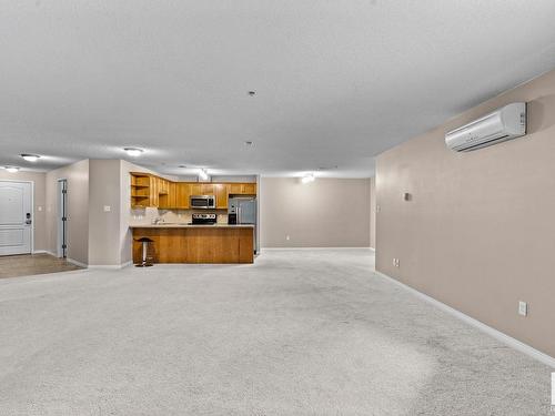 230 1520 Hammond Gate Gate, Edmonton, AB - Indoor