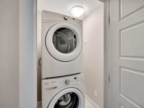 26 1005 Graydon Hill Boulevard, Edmonton, AB - Indoor Photo Showing Laundry Room