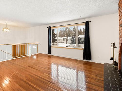 188 Marion Drive, Sherwood Park, AB - Indoor Photo Showing Other Room