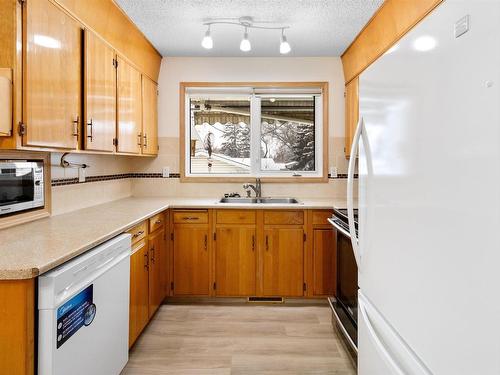 188 Marion Drive, Sherwood Park, AB - Indoor Photo Showing Kitchen With Double Sink