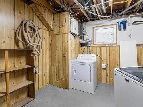 188 Marion Drive, Sherwood Park, AB - Indoor Photo Showing Laundry Room