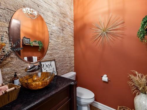 2790 Wheaton Drive, Edmonton, AB - Indoor Photo Showing Bathroom