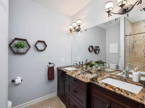 2790 Wheaton Drive, Edmonton, AB - Indoor Photo Showing Bathroom