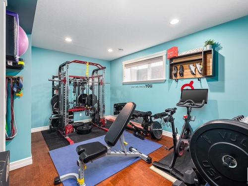 2790 Wheaton Drive, Edmonton, AB - Indoor Photo Showing Gym Room