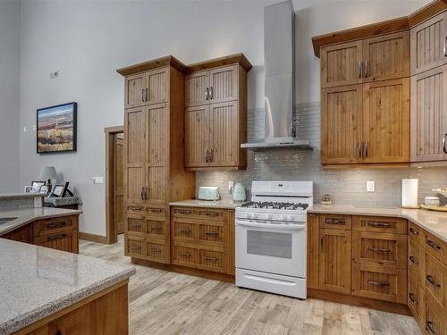 7126 Township Road 514, Rural Parkland County, AB - Indoor Photo Showing Kitchen