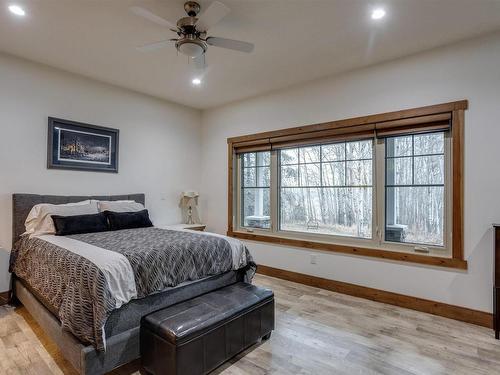 7126 Township Road 514, Rural Parkland County, AB - Indoor Photo Showing Bedroom