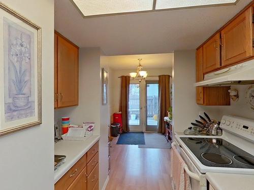 13861 24 Street, Edmonton, AB - Indoor Photo Showing Kitchen