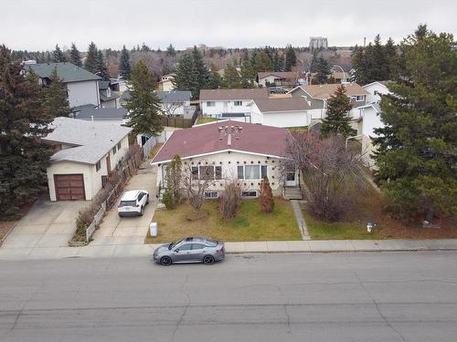 3207 82 Street Nw, Edmonton, AB 